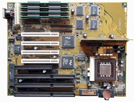 (image for) Gigabyte GA-586ATV Revision 2A
