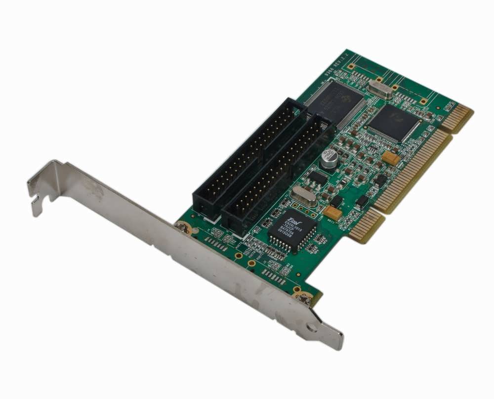 Chronos PCI DMA 133 IDE RAID Card