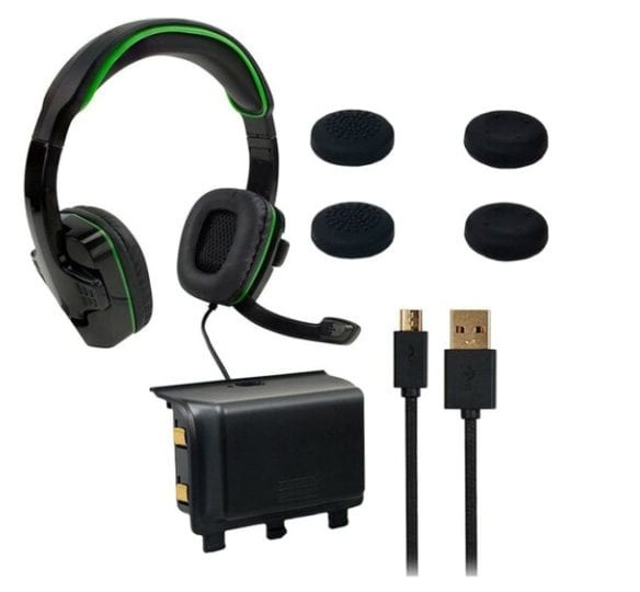 Sparkfox Xbox-One Bundle Headset/Battery Pack/Grips
